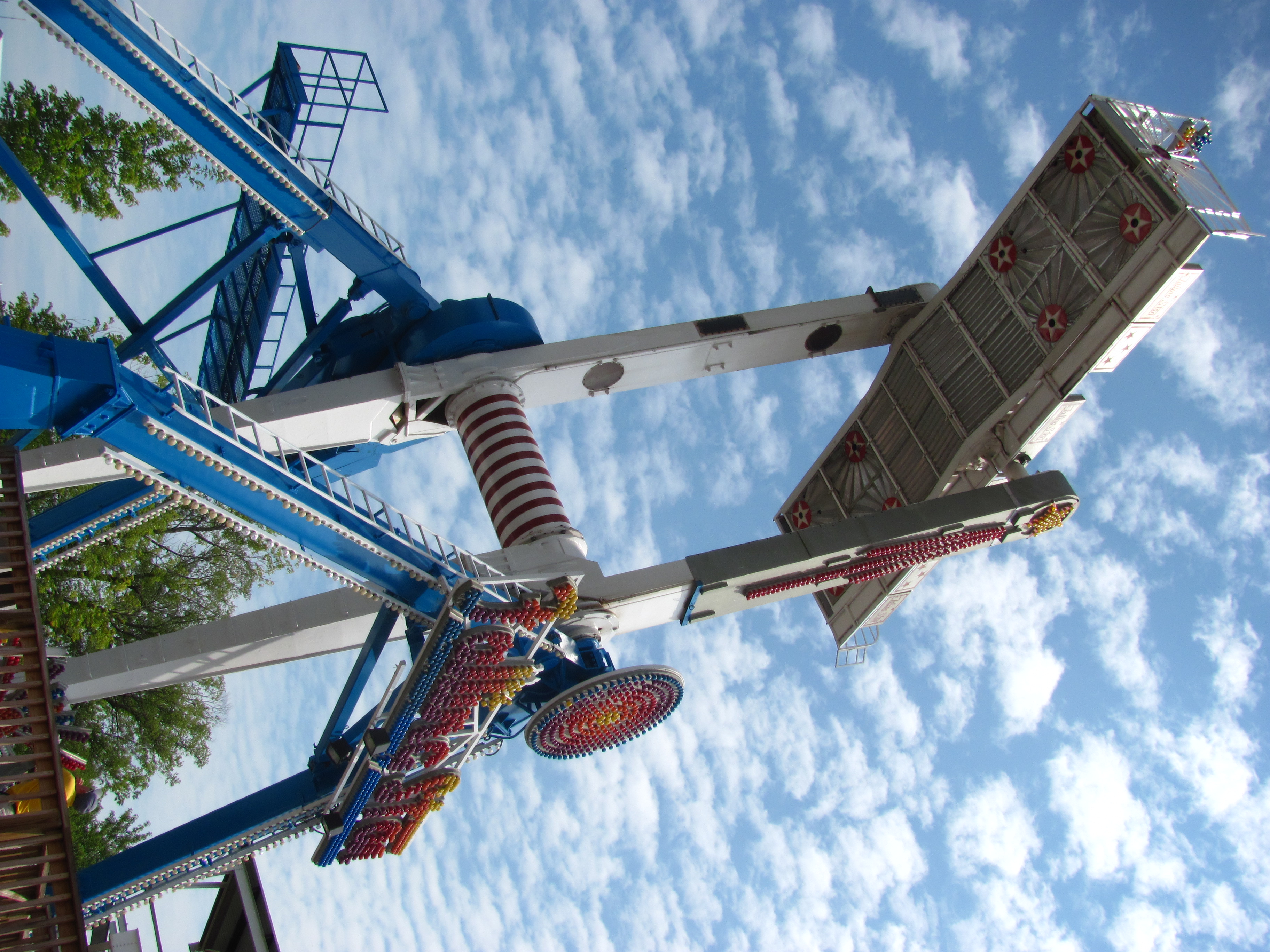 Falling Star (Indiana Beach) - Coasterpedia - The Amusement Ride Wiki