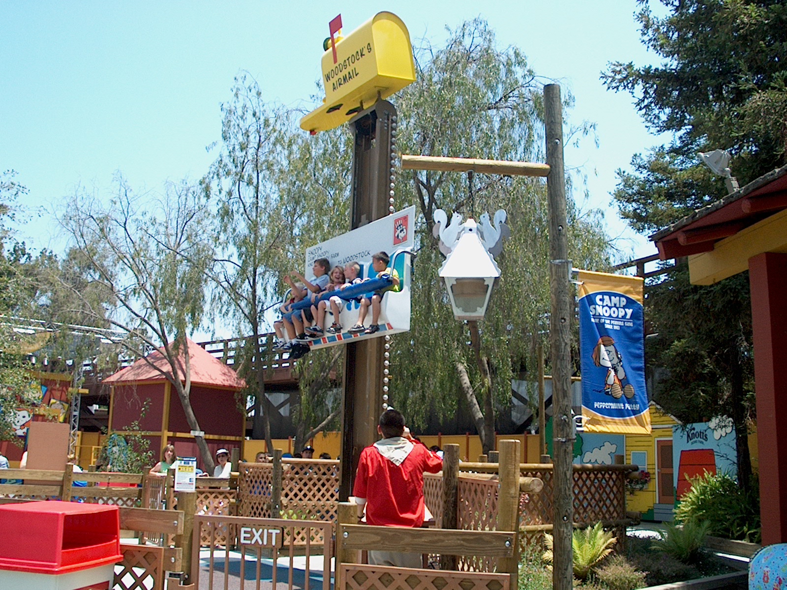 Woodstock's Airmail (Knott's Berry Farm) Coasterpedia The Roller