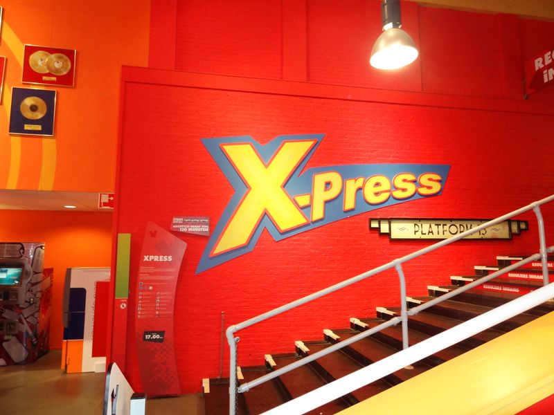 Xpress Platform 13 Coasterpedia The Roller Coaster and Flat Ride Wiki