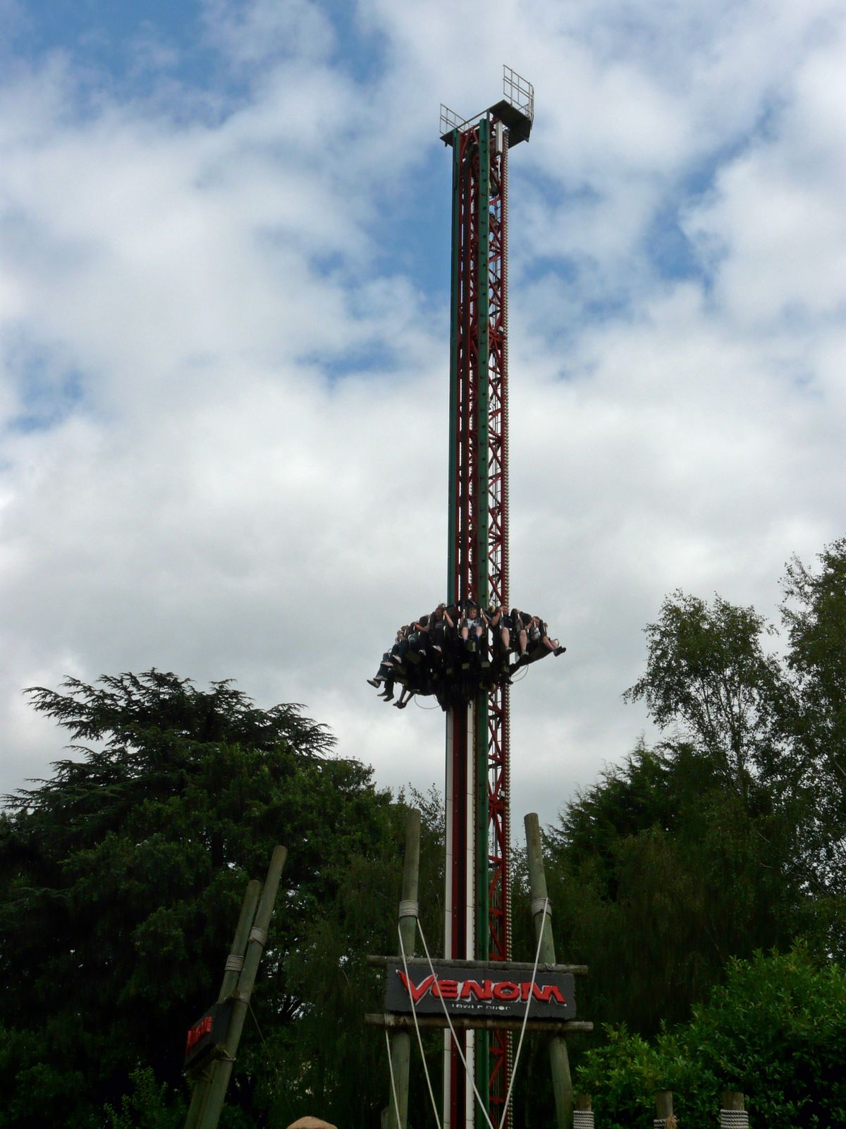 venom-west-midland-safari-park-coasterpedia-the-roller-coaster