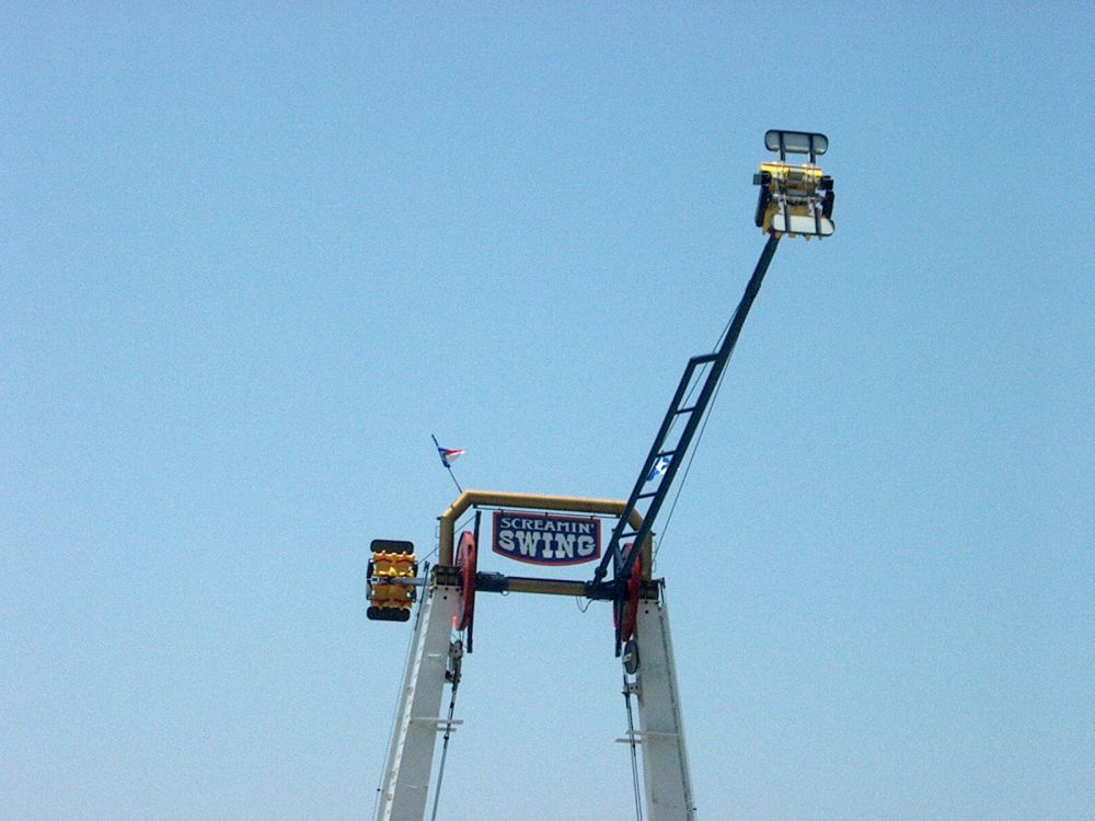 Screamin' Swing (Knott's Berry Farm) Coasterpedia The Roller