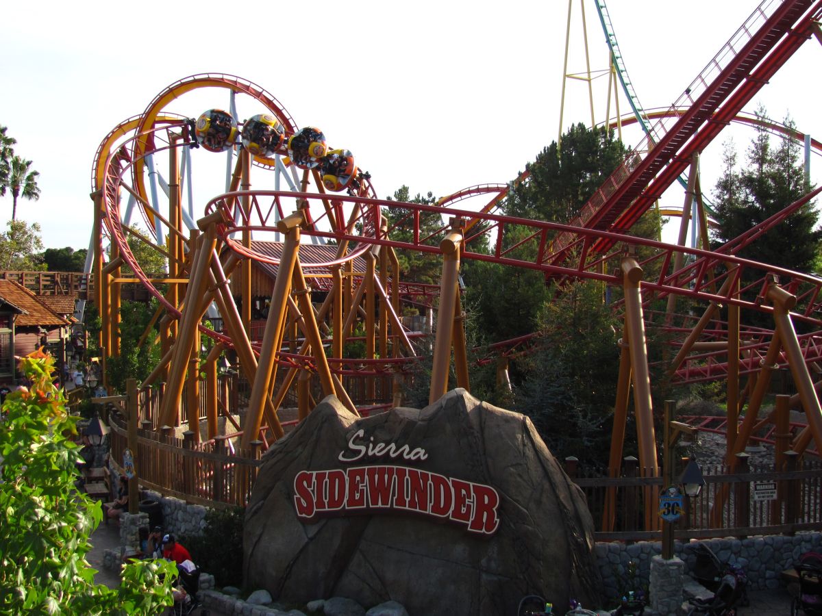 Sierra Sidewinder - Coasterpedia - The Roller Coaster and Flat Ride Wiki