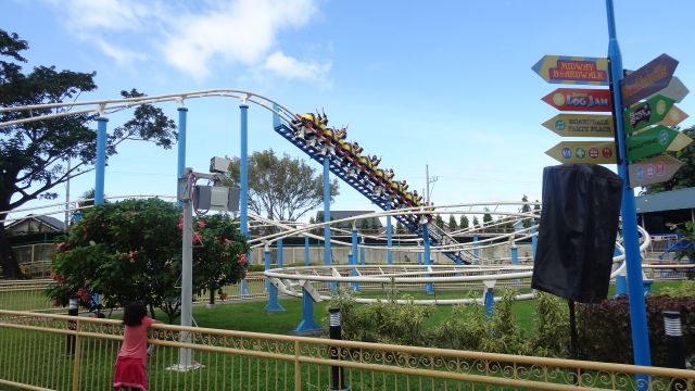 Roller Skater (Enchanted Kingdom) - Coasterpedia - The Roller Coaster