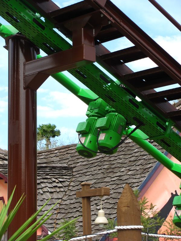 Friction wheel Coasterpedia The Roller Coaster and Flat Ride Wiki