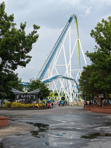 File:Fury 325 (Carowinds) 2023-06 23.jpg