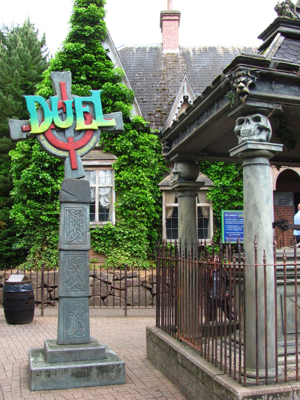 Duel Coasterpedia The Roller Coaster and Flat Ride Wiki