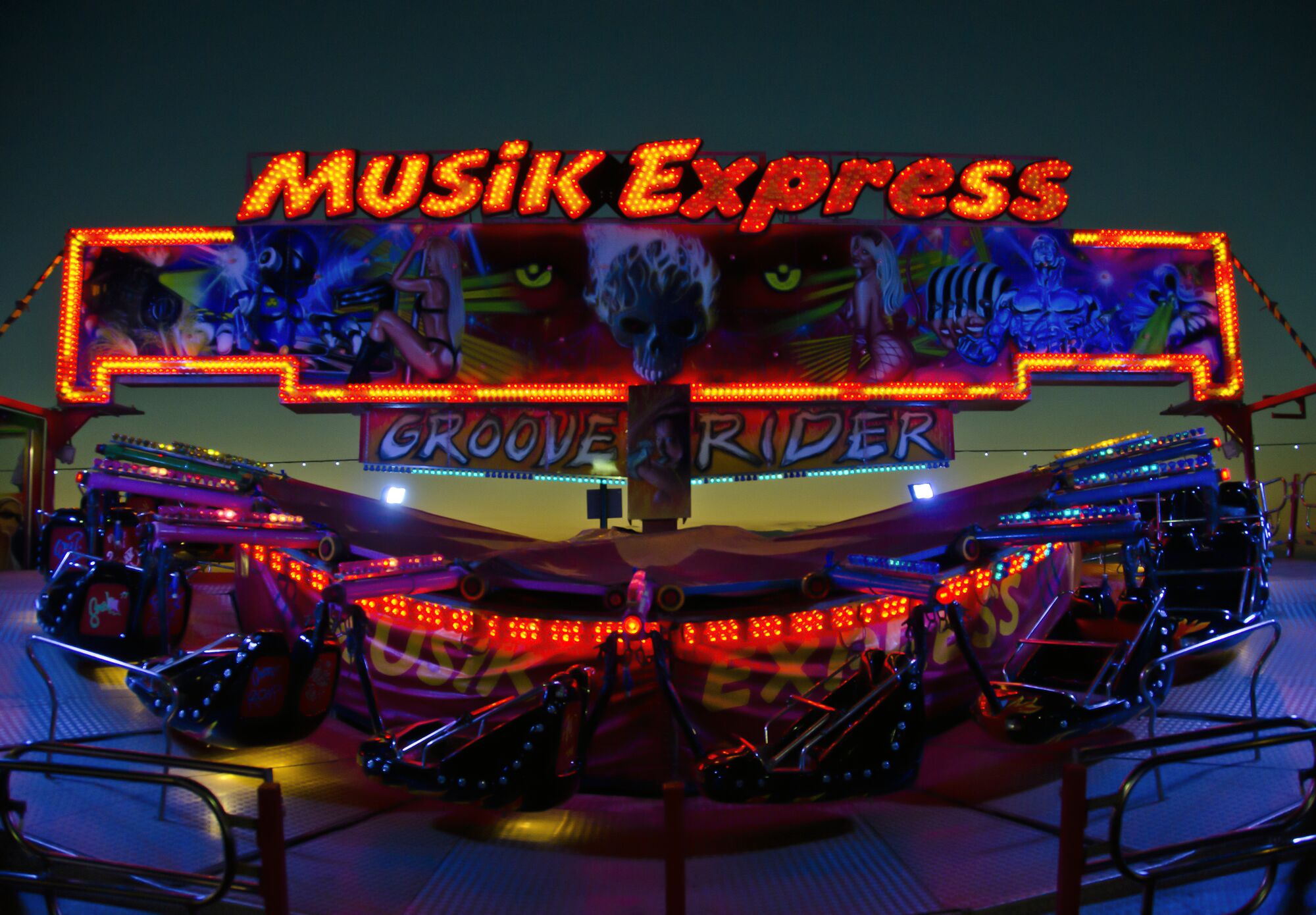 Musik Express (Rainbow Park) - Coasterpedia - The Roller Coaster and ...