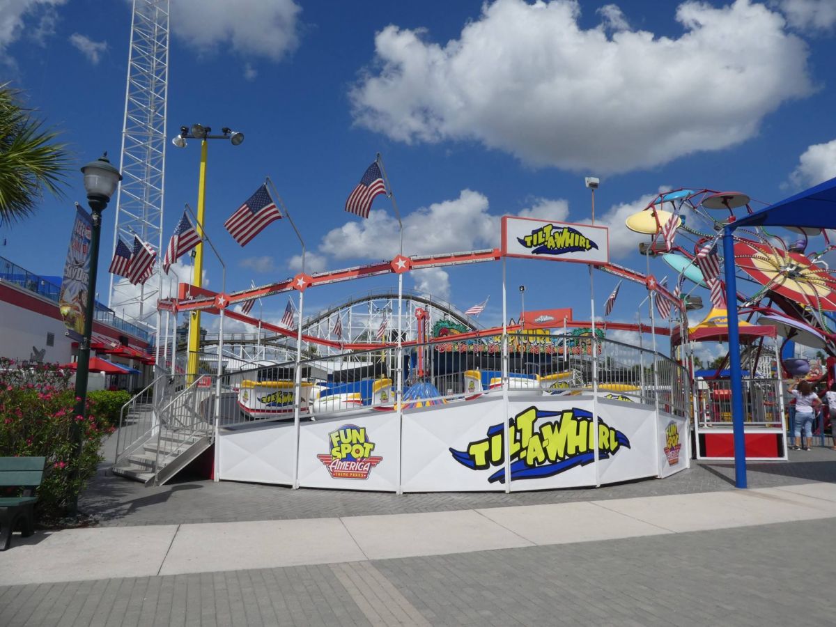 TiltAWhirl (Fun Spot America Orlando) Coasterpedia The Roller