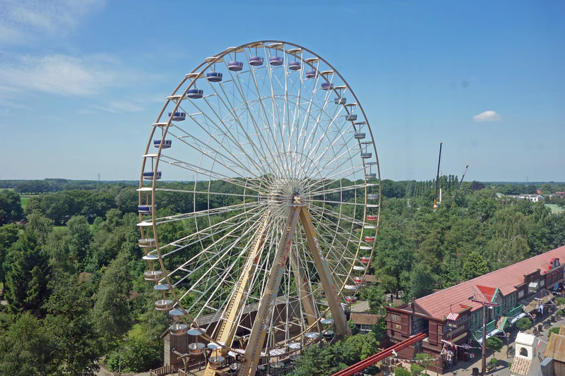 英12” Hotz n Plotz Bye Bye Berlin GIANT01 Giant Wheel /00250 Berlin ferris wheel hi-res stock photography and images - Alamy