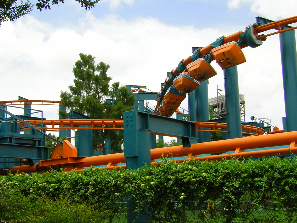 48グループコースター Worlds of Fun announces opening date for Zambezi Zinger