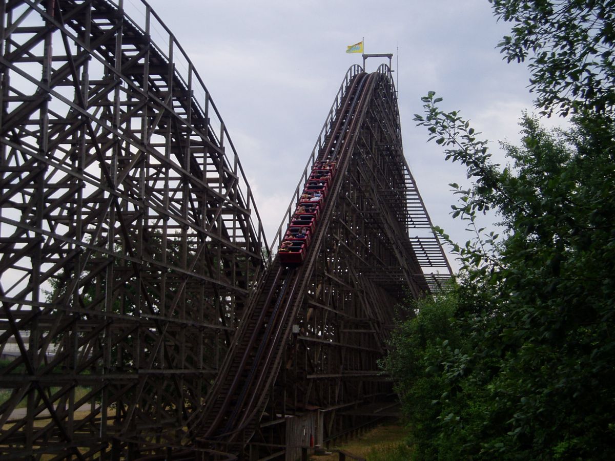 Anaconda (Walygator Grand Est) Coasterpedia The Roller Coaster and Flat Ride Wiki