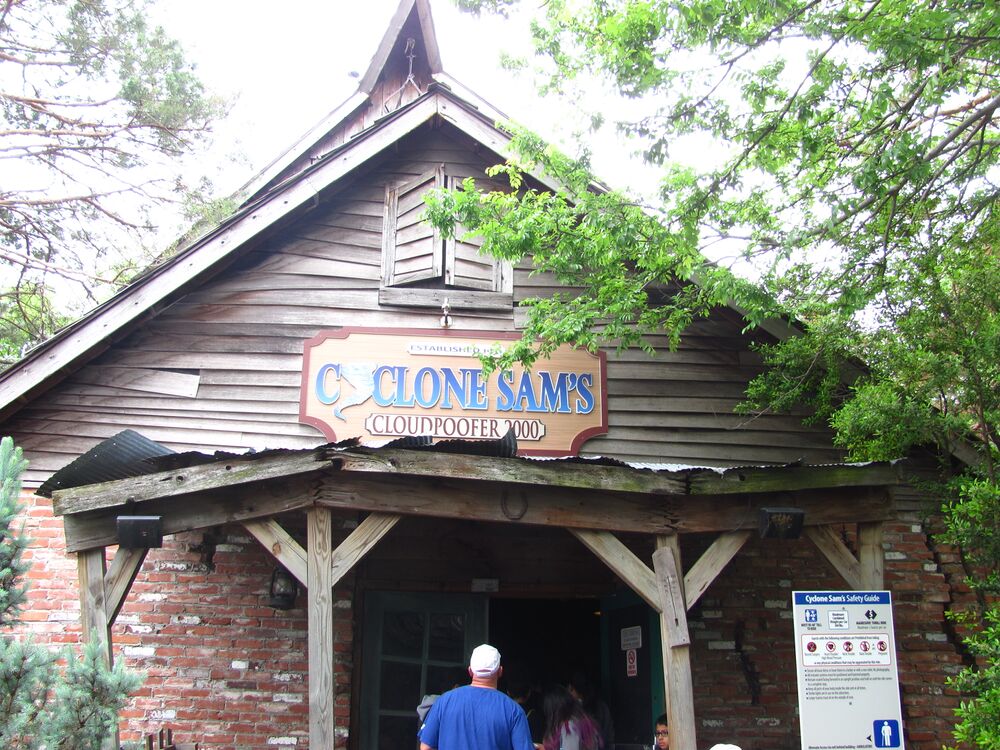 Cyclone Sam's Coasterpedia The Roller Coaster and Flat Ride Wiki