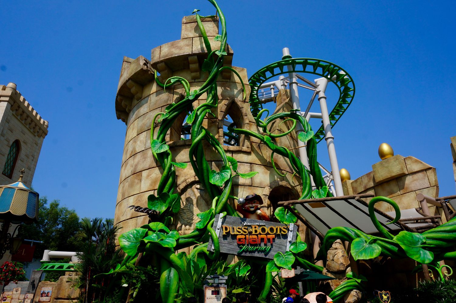 Puss in Boots' Giant Journey Coasterpedia The Roller Coaster and