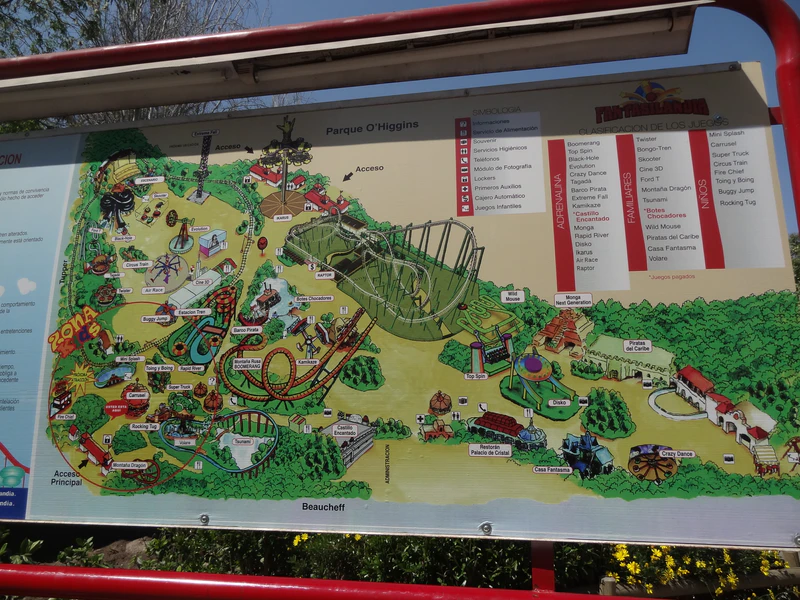 File:Fantasilandia 2013 01.jpg