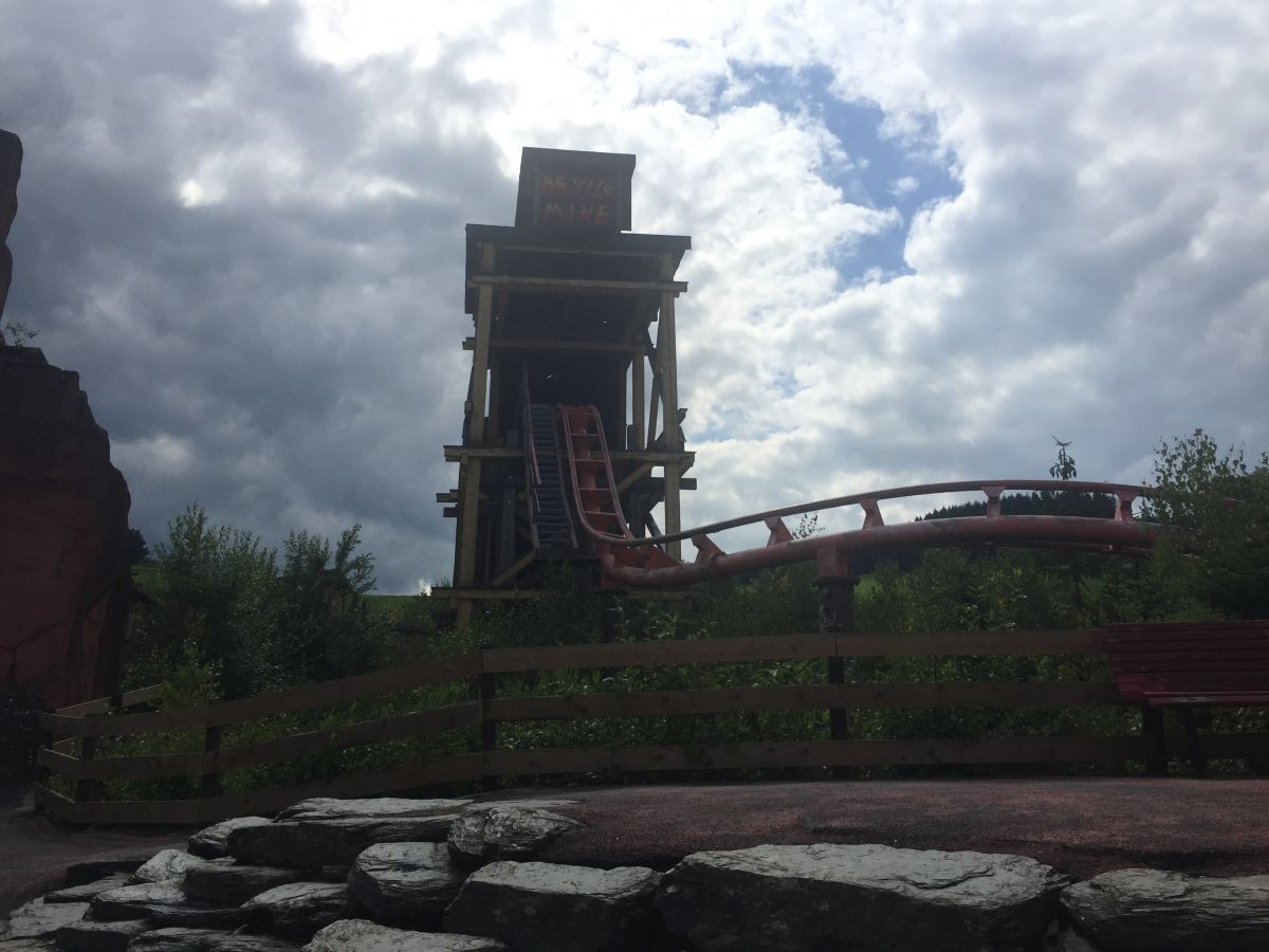 Devil's Mine Coasterpedia The Roller Coaster and Flat Ride Wiki