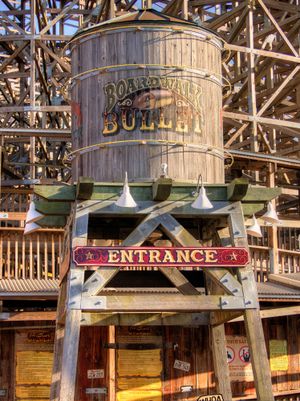 Boardwalk Bullet (Kemah Boardwalk) 2012 02.jpg