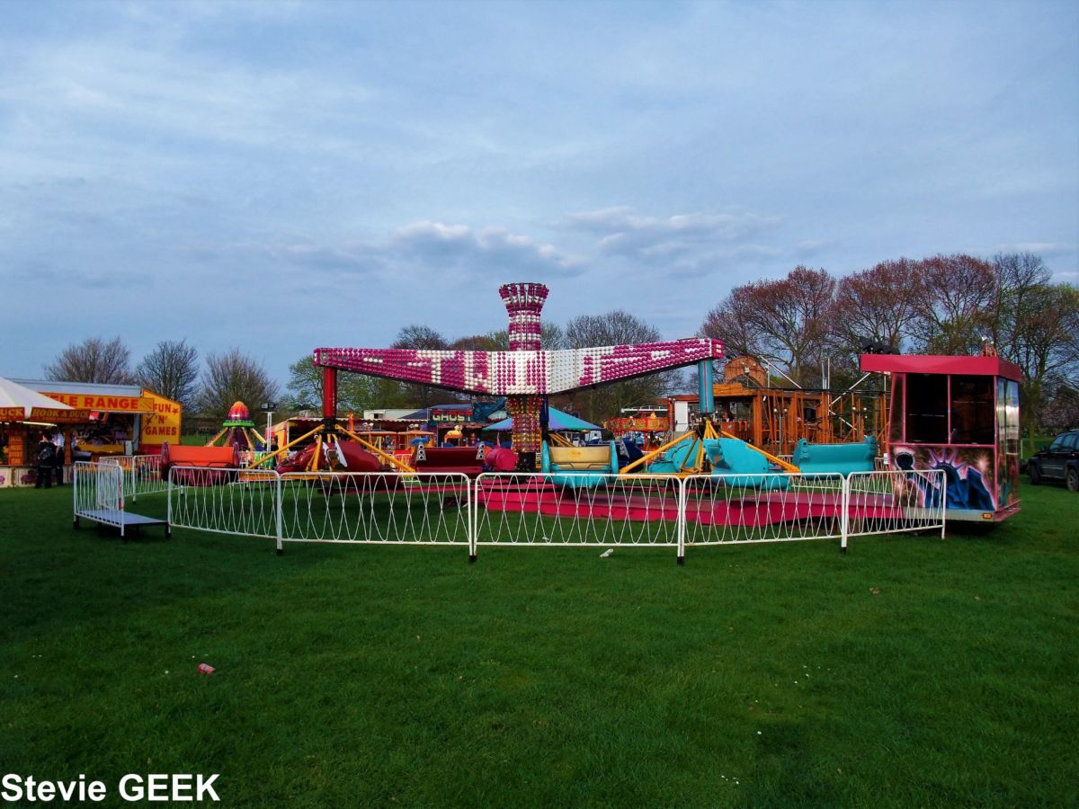 Twist Scarrott) Coasterpedia The Roller Coaster and Flat