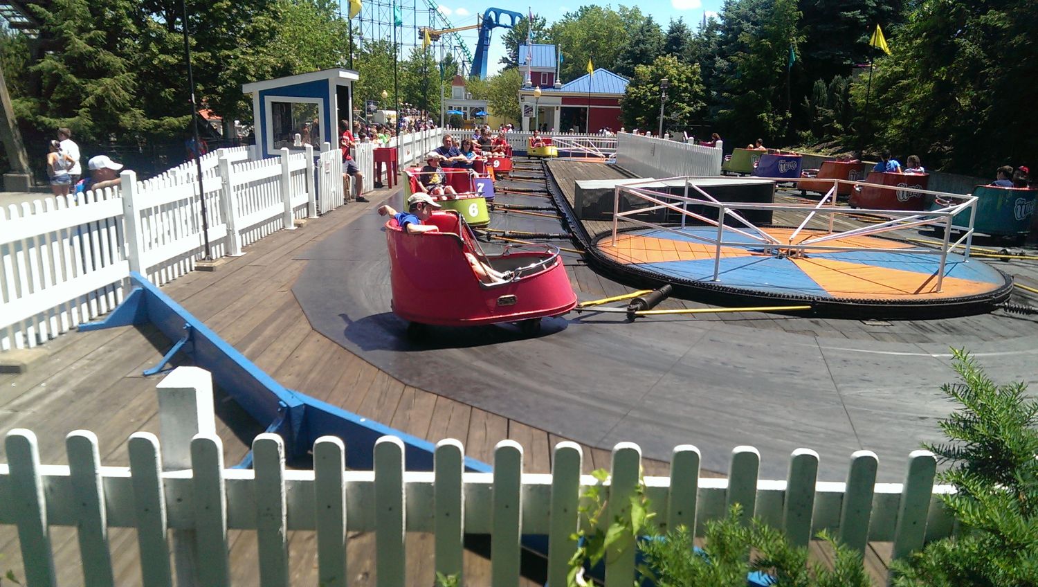 Whip (Kennywood; opened 1926) Coasterpedia The Roller Coaster and Flat Ride Wiki