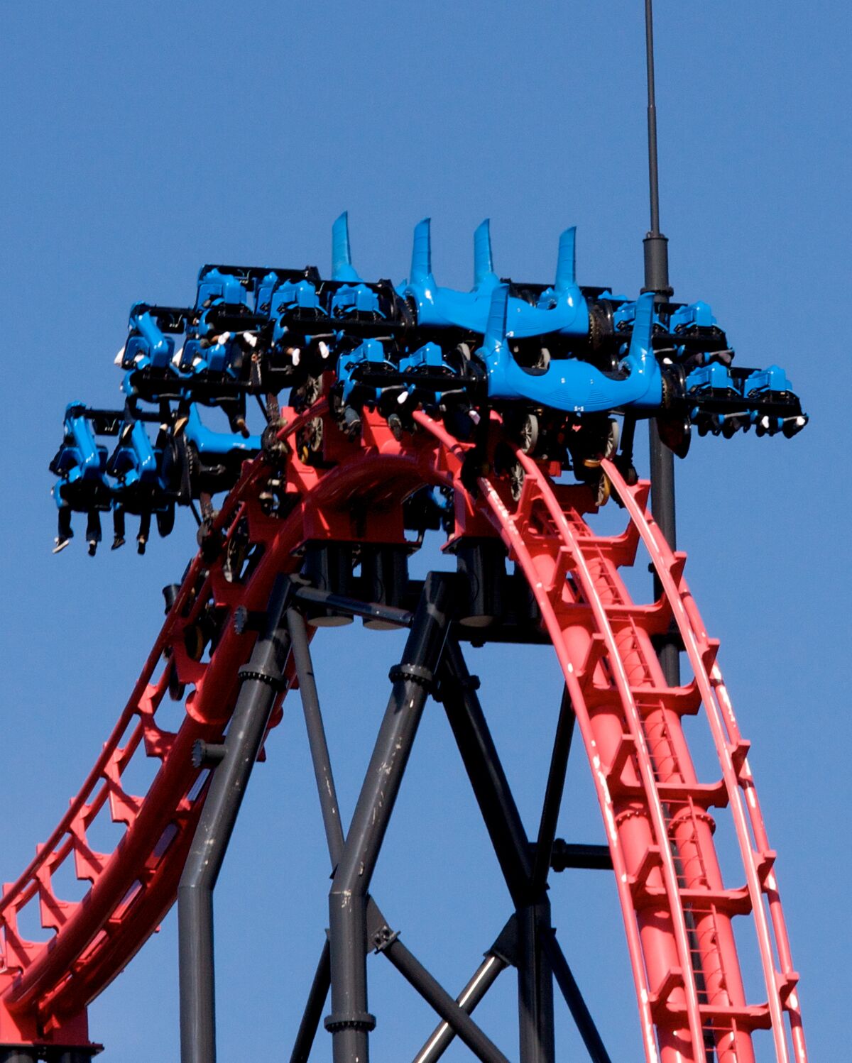 x2-roller-coaster-logo