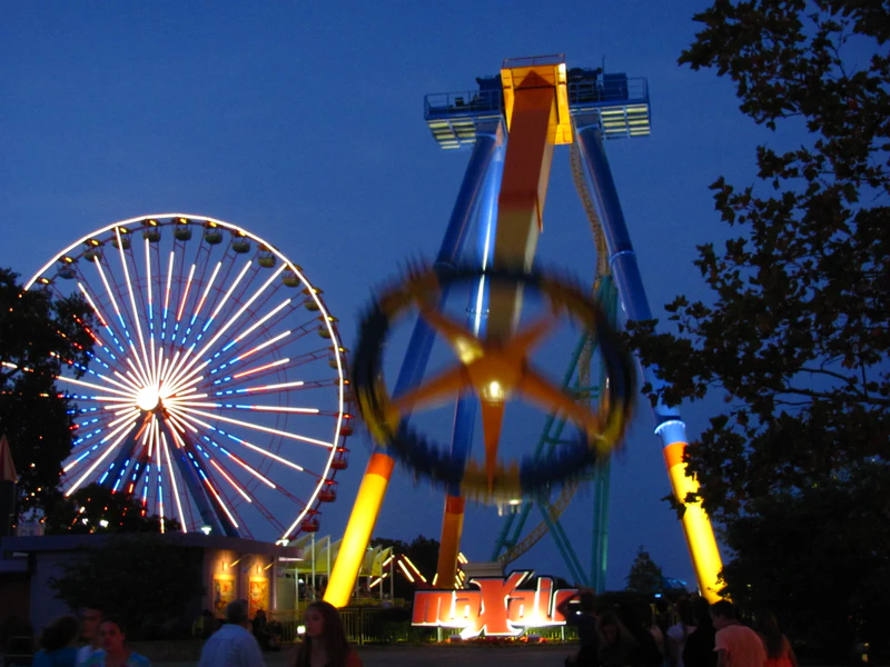 File:MaxAir (Cedar Point) 2013 05.jpg