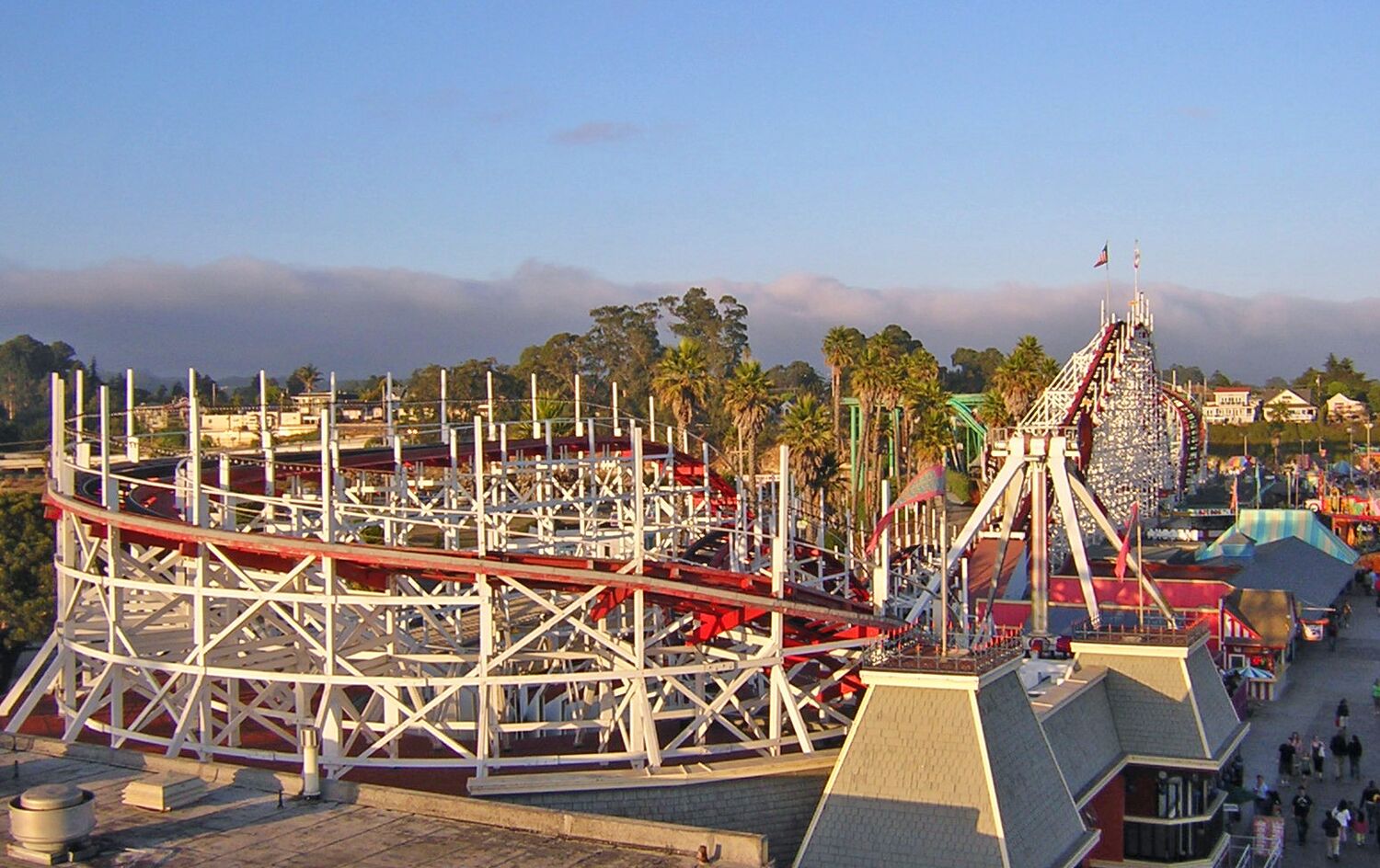 Giant Dipper (Santa Cruz Beach Boardwalk) - Coasterpedia - The Roller