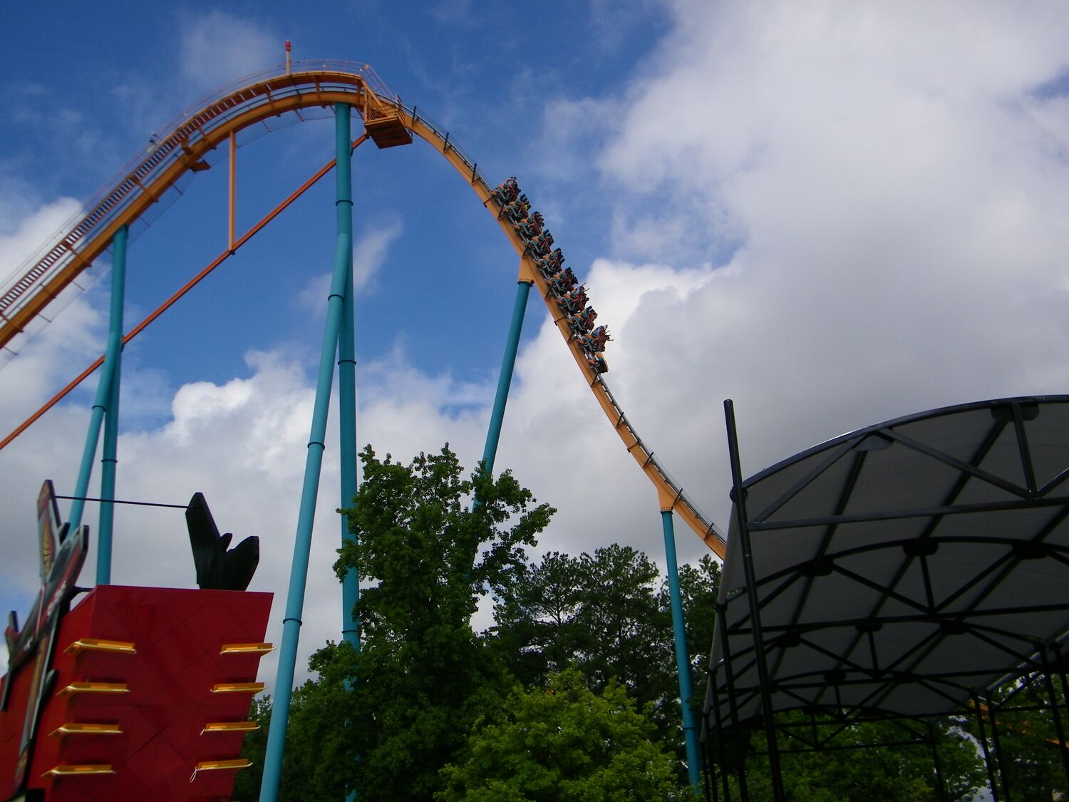 Goliath (Six Flags Over Coasterpedia The Roller Coaster