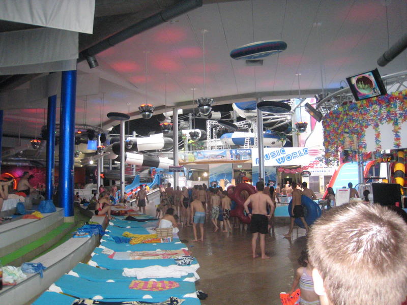 File:Galaxy Erding 2009-05 02.jpg